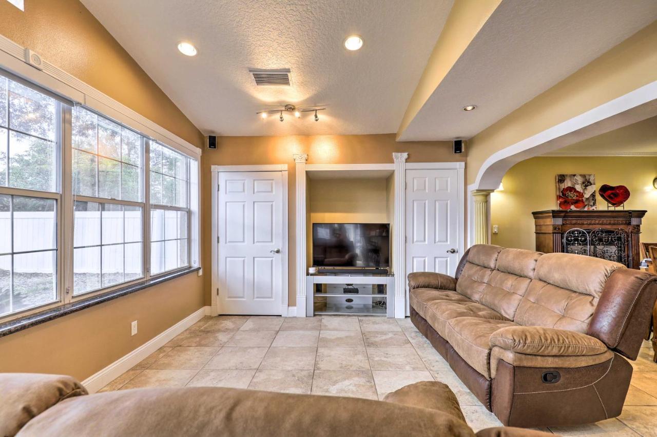 Cozy Home In Heart Of Tampa With Lanai And Pool! Eksteriør billede