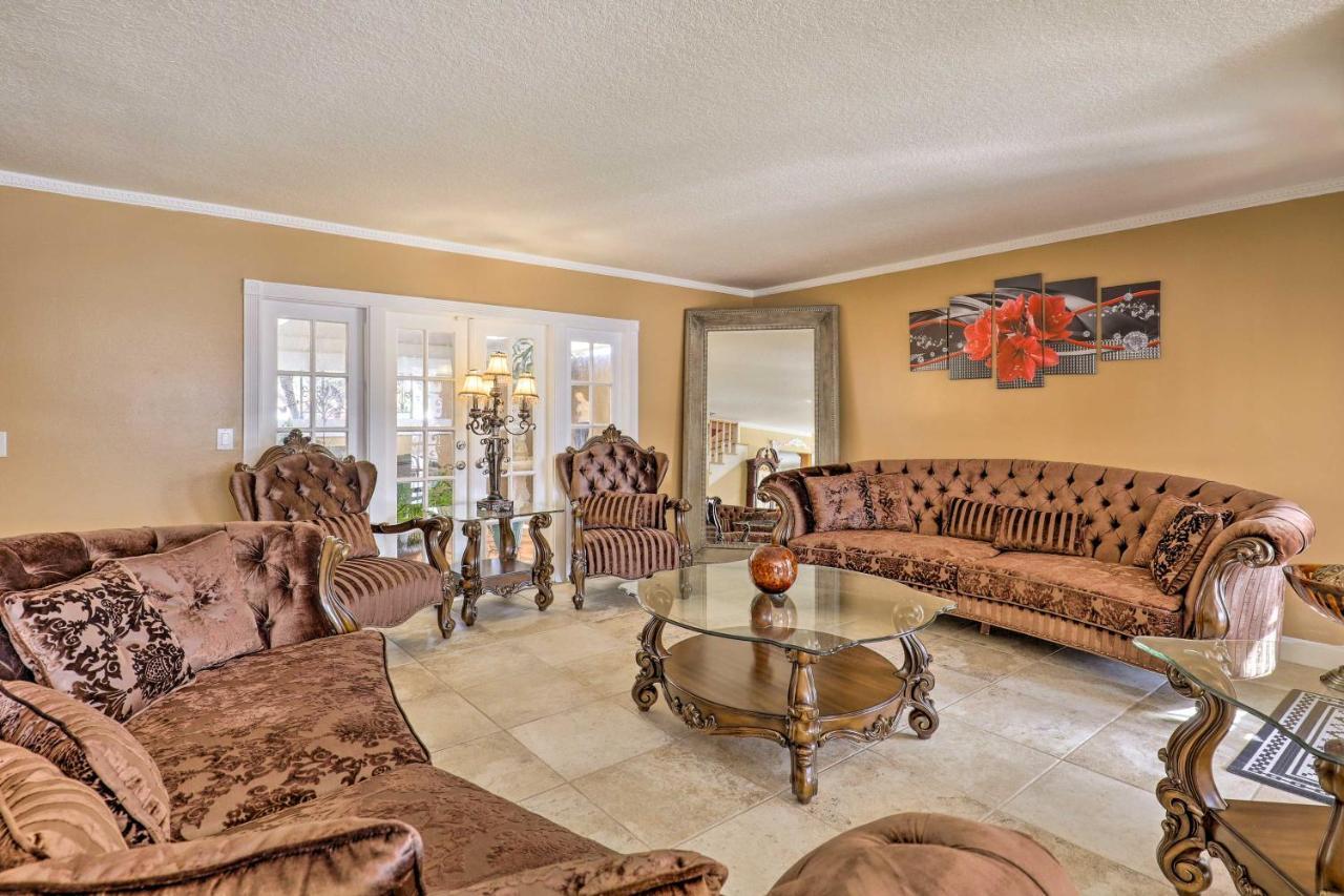 Cozy Home In Heart Of Tampa With Lanai And Pool! Eksteriør billede