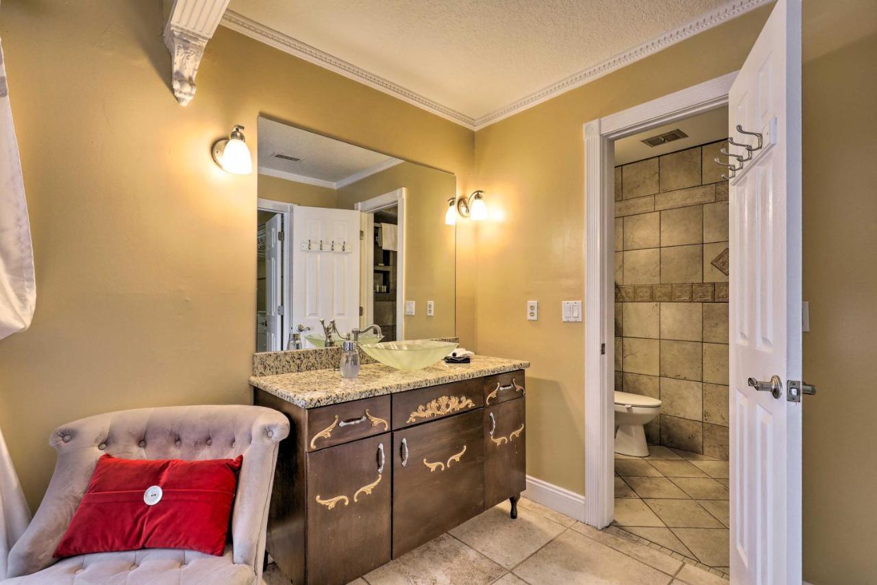 Cozy Home In Heart Of Tampa With Lanai And Pool! Eksteriør billede