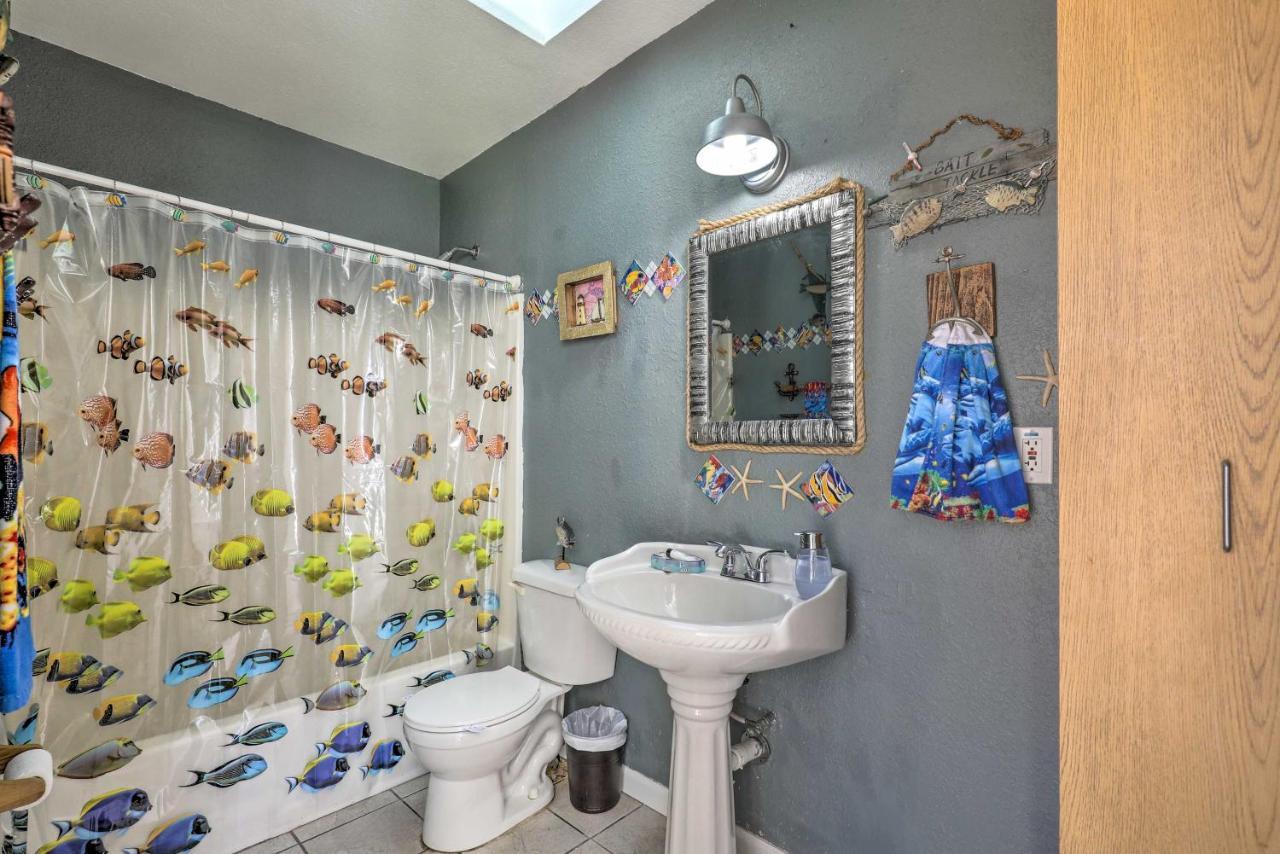 Cozy Home In Heart Of Tampa With Lanai And Pool! Eksteriør billede