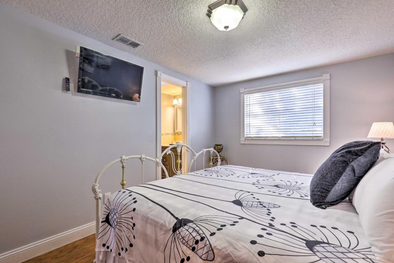 Cozy Home In Heart Of Tampa With Lanai And Pool! Eksteriør billede